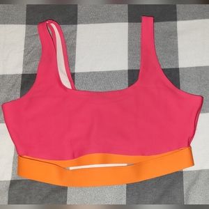 Sports bra split front